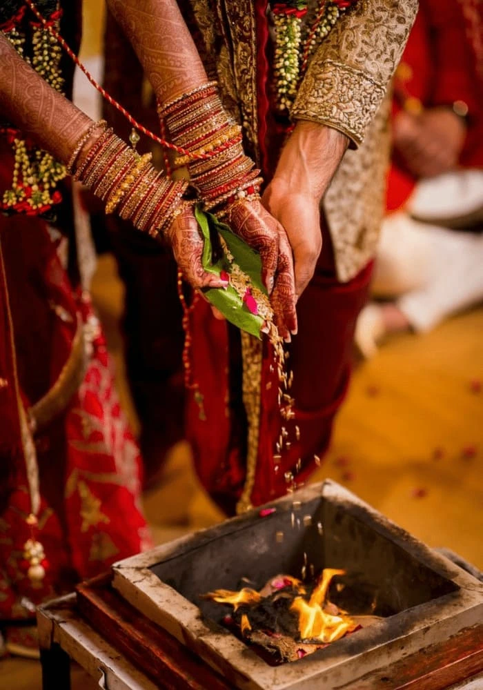 Astrologer Shravanthi providing online Muhurtha fixing consultation